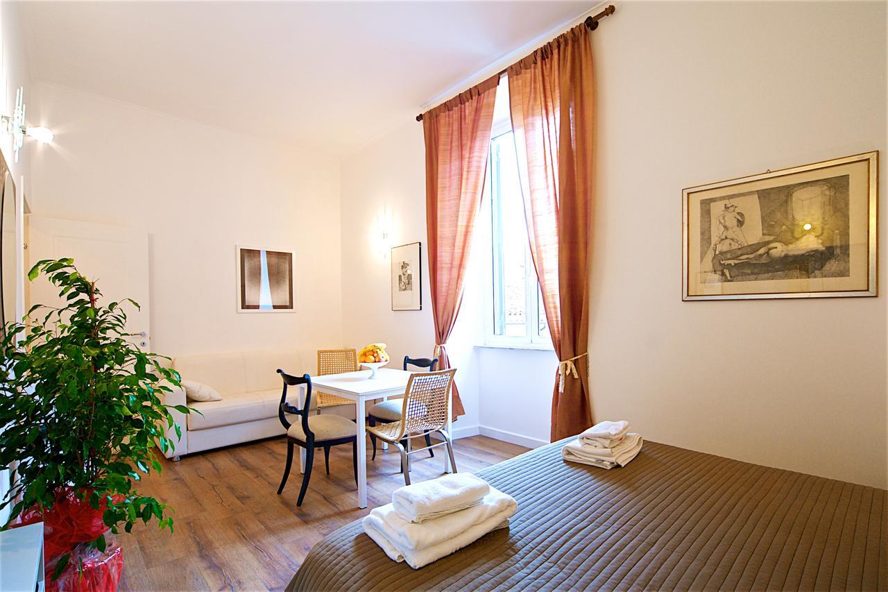 Vetrina Holidays Apartment Navona Roma Dış mekan fotoğraf
